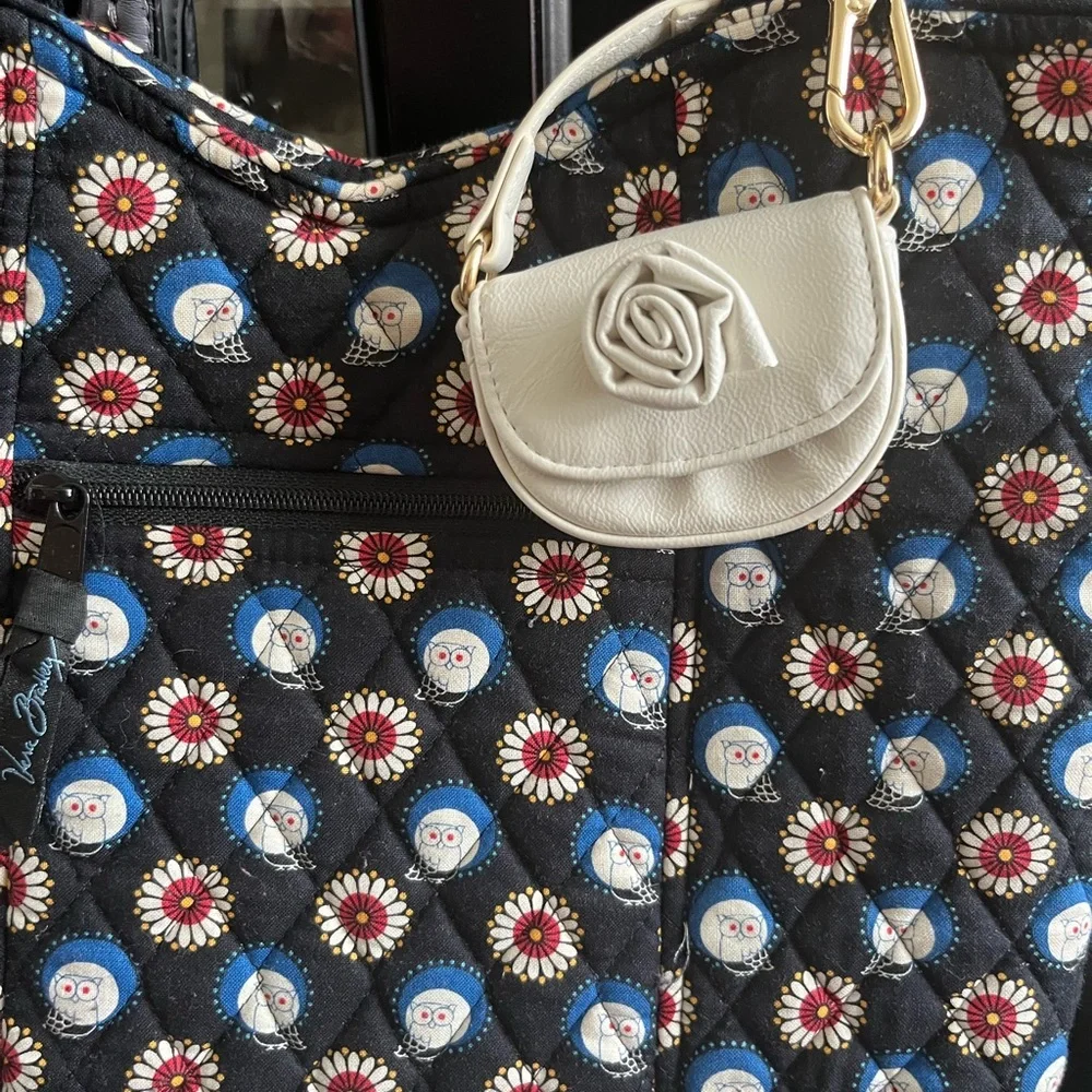 Vera Bradley Floral Patterned Tote Bag - Black and White